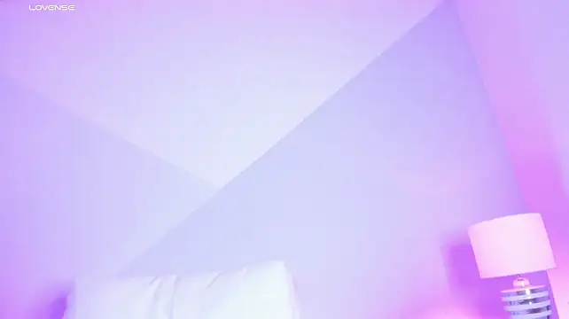 lunaa_hart stripchat live cam model