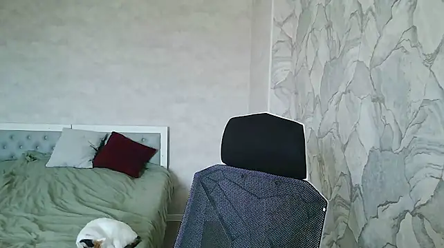 JacklynGingrich stripchat live cam model
