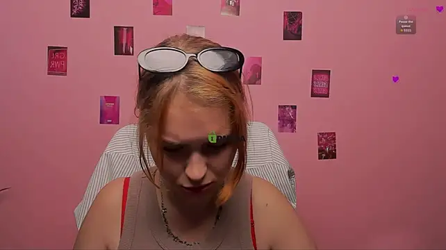 roxy_starr_ stripchat live cam model