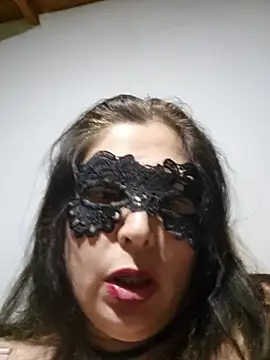 Floresitahotmilfxxx stripchat live cam model