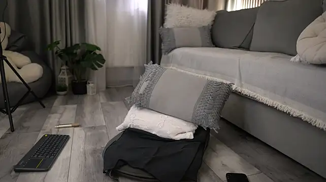 Ivy_Bellee stripchat live cam model