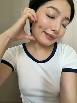 Paopao- stripchat live cam model