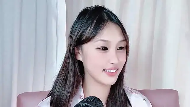 xiaolaopo8 stripchat live cam model