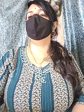 cute-tanvi stripchat live cam model