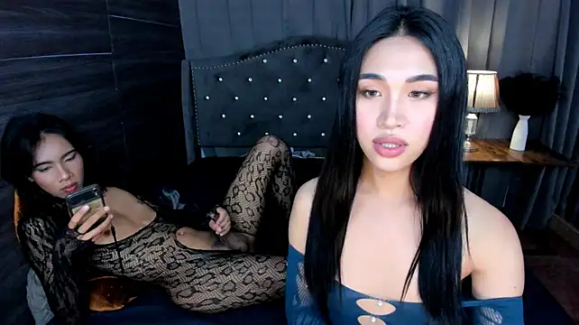 Serafinaheart stripchat live cam model