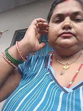Desi_hot_bhabhi01 stripchat live cam model
