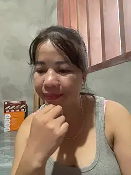 milk_sugar2k stripchat live cam model