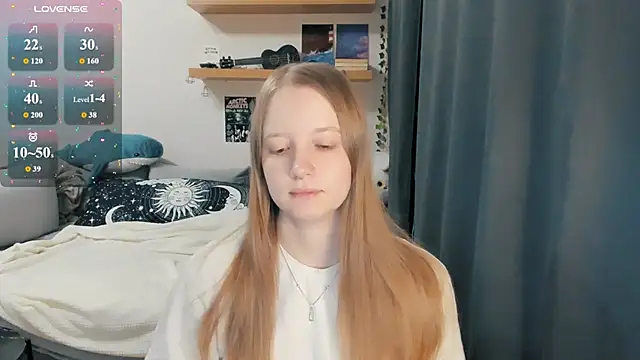 Alyaley stripchat live cam model