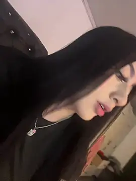 KittyRous stripchat live cam model