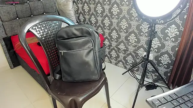 HugeCock_Puppy stripchat live cam model