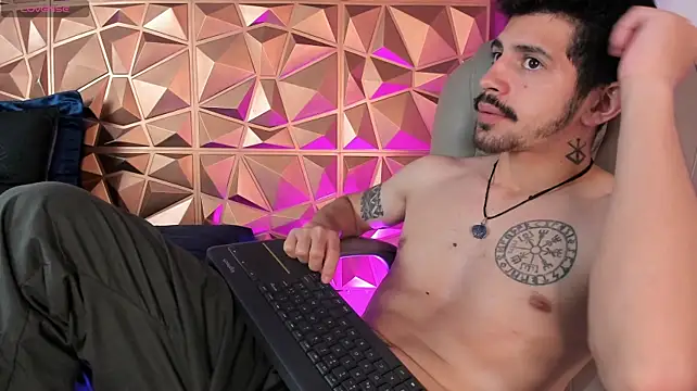 AlejandroStormm stripchat live cam model