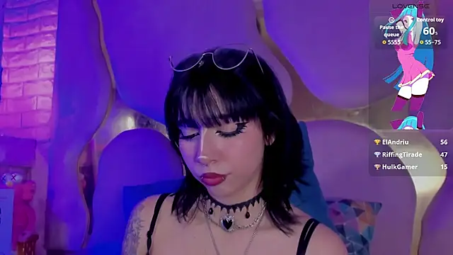 Niina_sssy stripchat live cam model