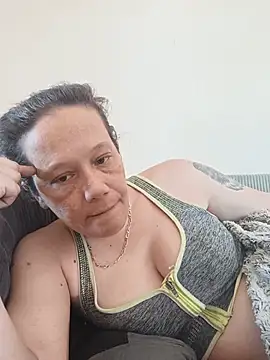 zeousseelphie stripchat live cam model