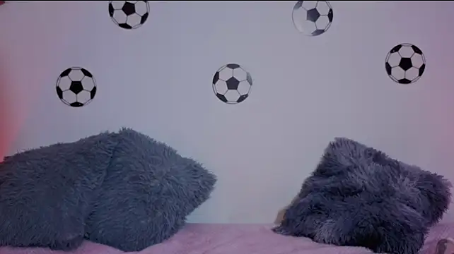 PaulaCutexs stripchat live cam model