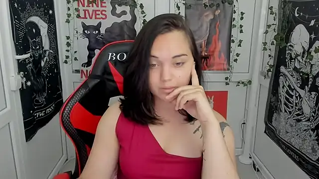 Caroline_cutte stripchat live cam model