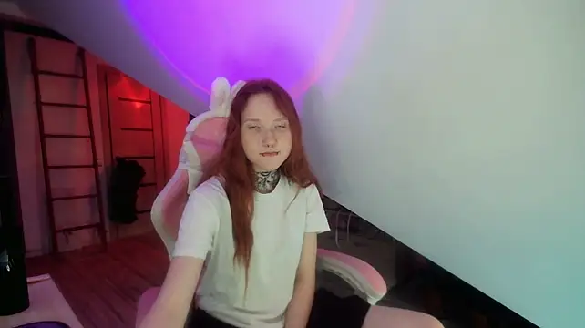 ThomasinaBrasser stripchat live cam model