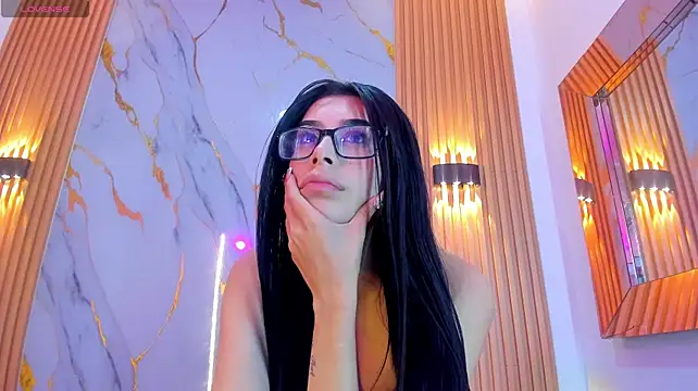 Esmeralda_Belle stripchat live cam model