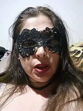 Floresitahotmilfxxx stripchat live cam model