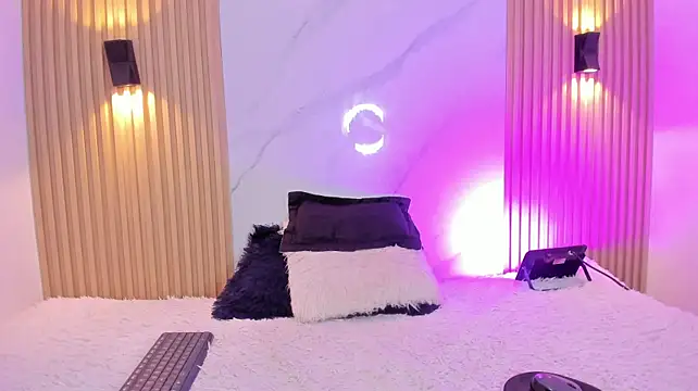 miss_akira1 stripchat live cam model