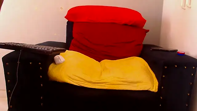 zuluboyxx stripchat live cam model