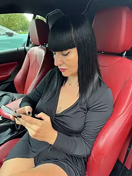 MysticCleo stripchat live cam model
