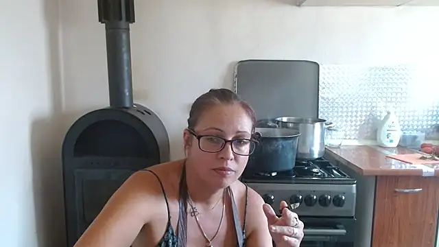LadyHellene stripchat live cam model