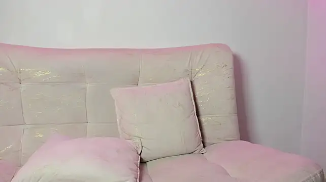 Ivonne_Gil stripchat live cam model