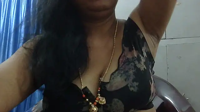 Vijji-telugu stripchat live cam model
