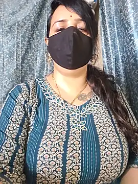 cute-tanvi stripchat live cam model