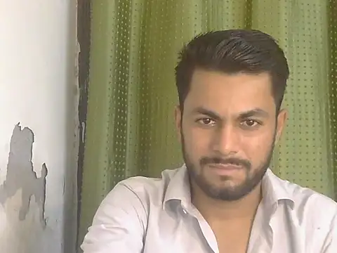 Stubborndesiboy stripchat live cam model