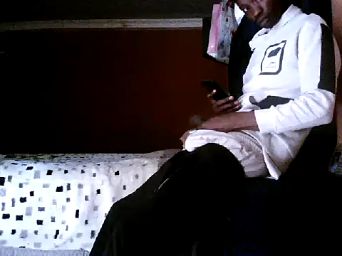 Proudndlovu stripchat live cam model