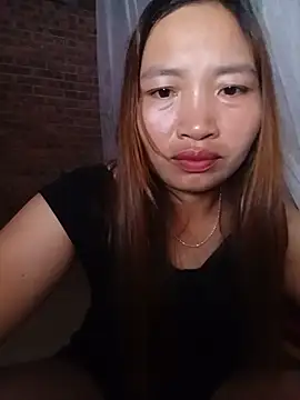 sowbibi- stripchat live cam model