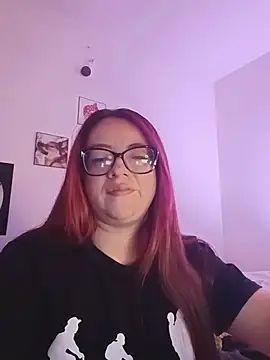 madameantonella stripchat live cam model