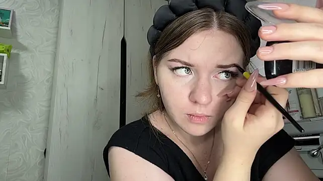 FlorineDickow stripchat live cam model