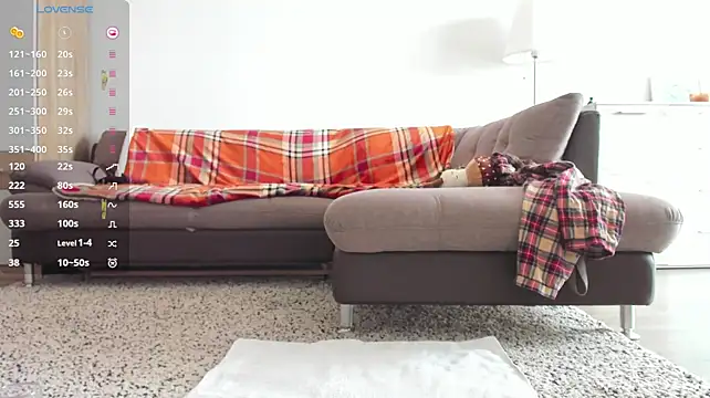 anisefoxxy stripchat live cam model