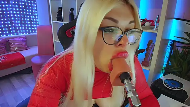 MariellaSun_ stripchat live cam model
