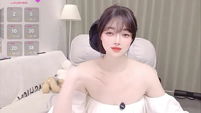 uikyy1 stripchat live cam model