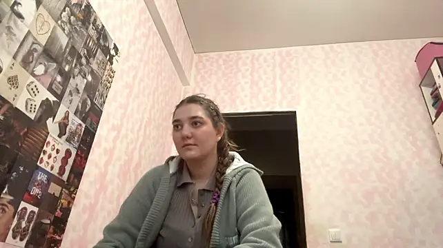 JanineThielman stripchat live cam model