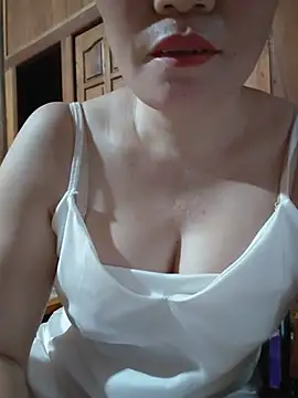 -Titin- stripchat live cam model