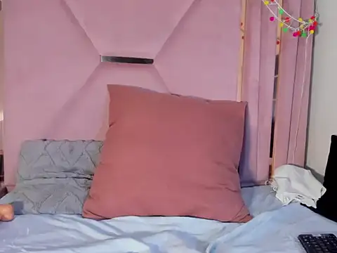 Violet_nebulahh stripchat live cam model