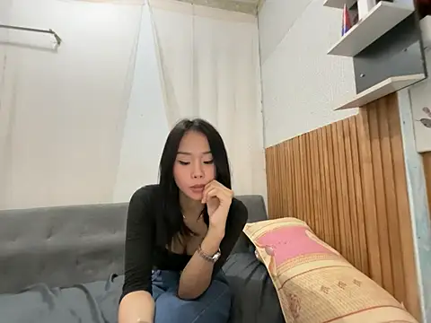 Novallanes stripchat live cam model