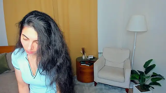 TrudyFouse stripchat live cam model