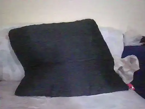 MissLMr23 stripchat live cam model
