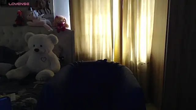ROXOLANAA_SEXY stripchat live cam model