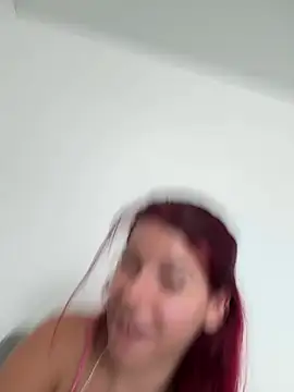 RiriRoseey stripchat live cam model