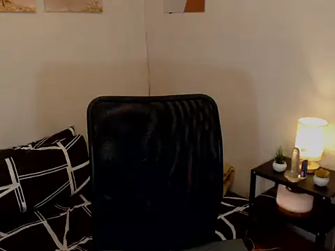 MissAgathaBeau stripchat live cam model