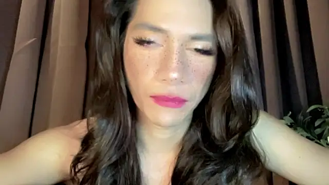 BaffledLensman stripchat live cam model