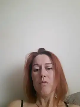 LanaOlbenst stripchat live cam model