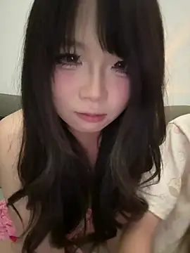 yyydgda stripchat live cam model