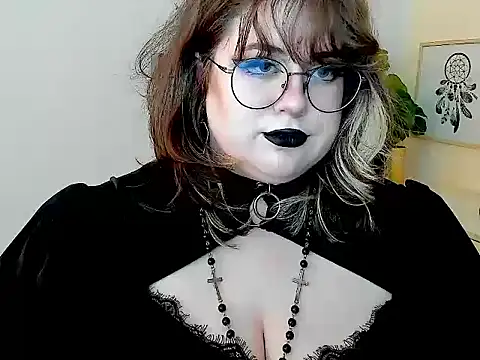 OpheliaLush stripchat live cam model